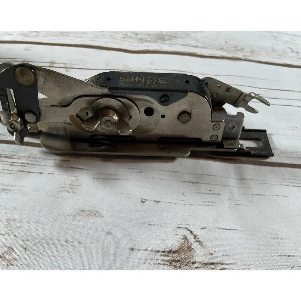 Vintage Singer Buttonhole Attachment in‎ Original Box Sweing Machine Accessory